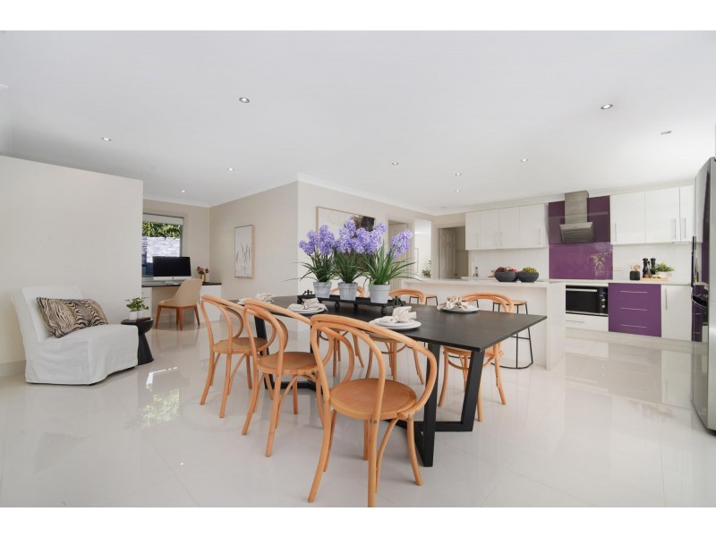 87 Bonogin Road, Bonogin QLD 4213