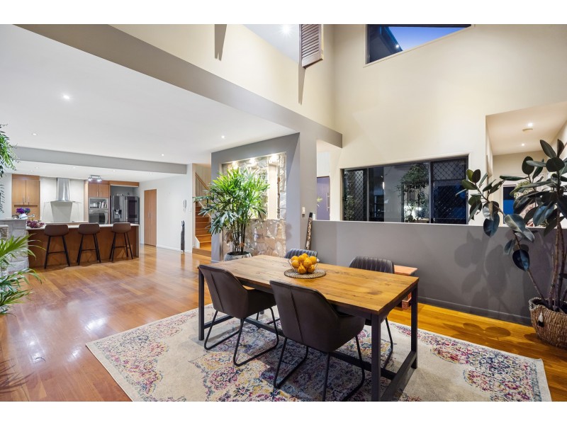 46 Mapleton Circuit, Varsity Lakes QLD 4227