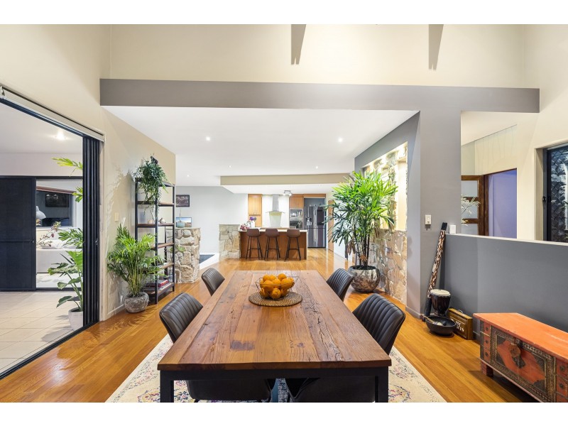 46 Mapleton Circuit, Varsity Lakes QLD 4227