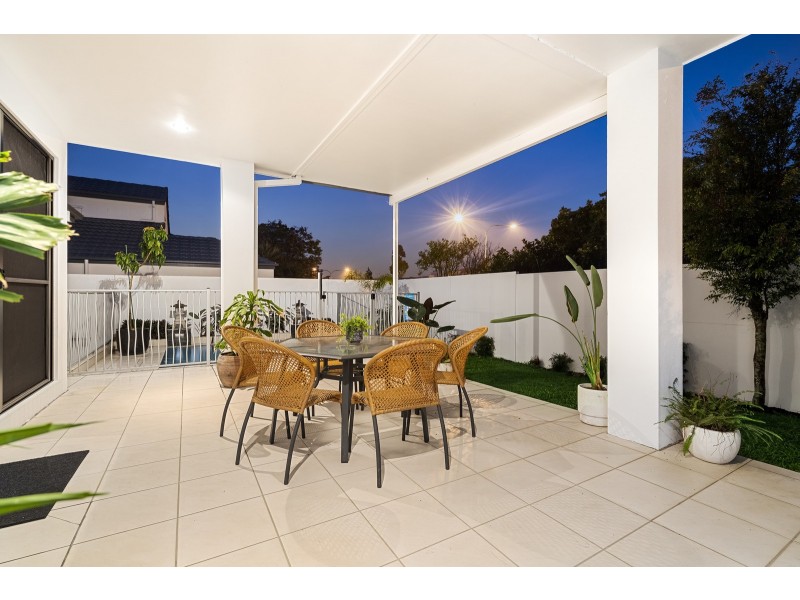 46 Mapleton Circuit, Varsity Lakes QLD 4227