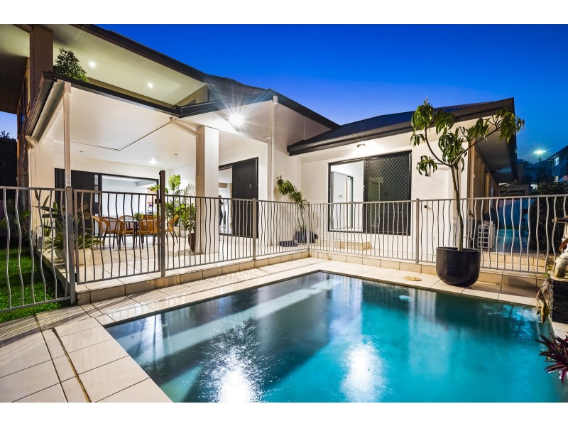 46 Mapleton Circuit, Varsity Lakes QLD 4227