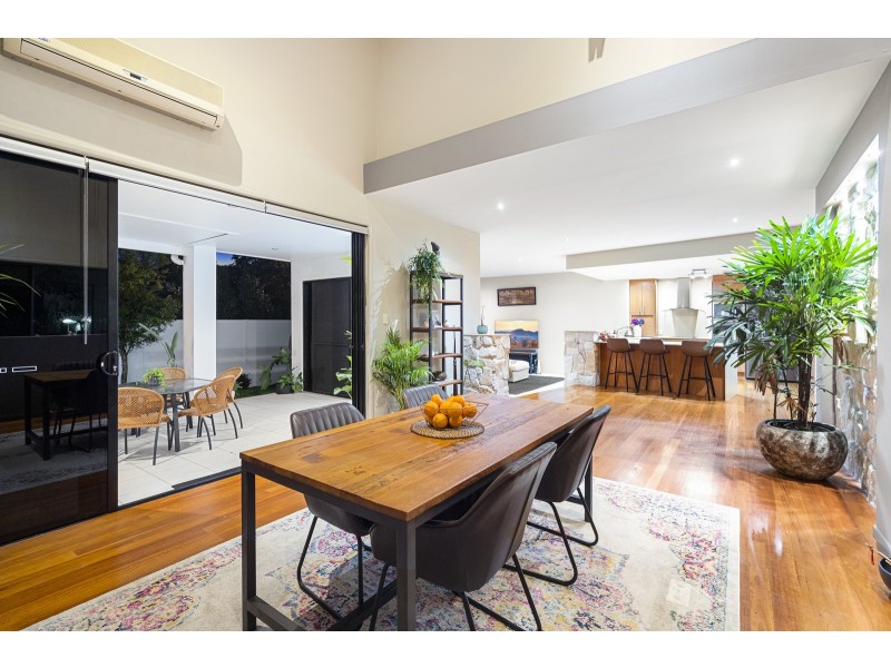 46 Mapleton Circuit, Varsity Lakes QLD 4227