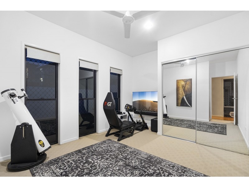 46 Mapleton Circuit, Varsity Lakes QLD 4227