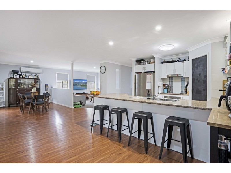 13 Bidmead Circuit, Pimpama QLD 4209