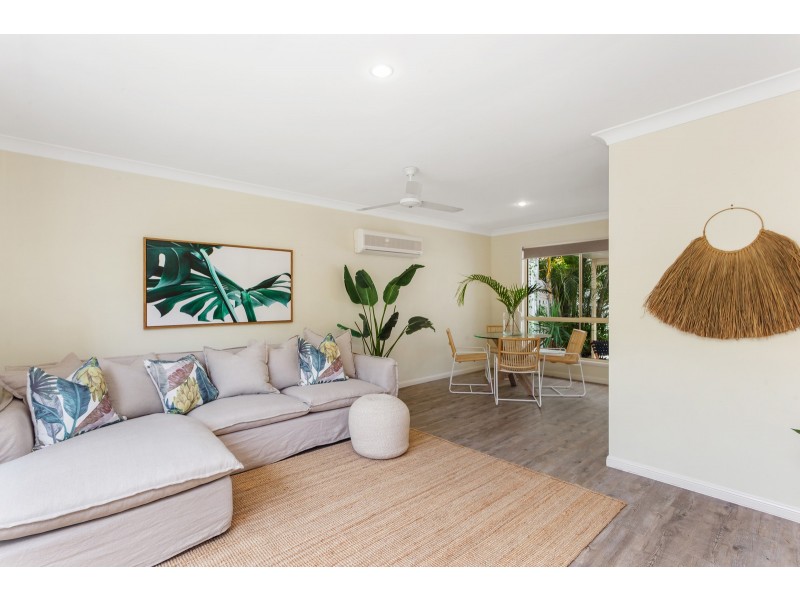 36 Tipuana Drive, Elanora QLD 4221