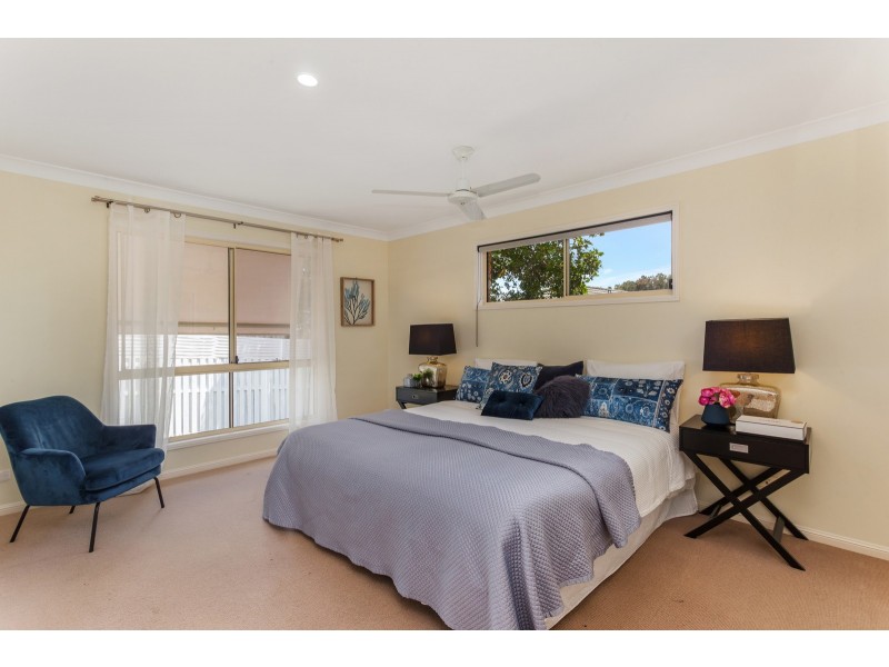 36 Tipuana Drive, Elanora QLD 4221