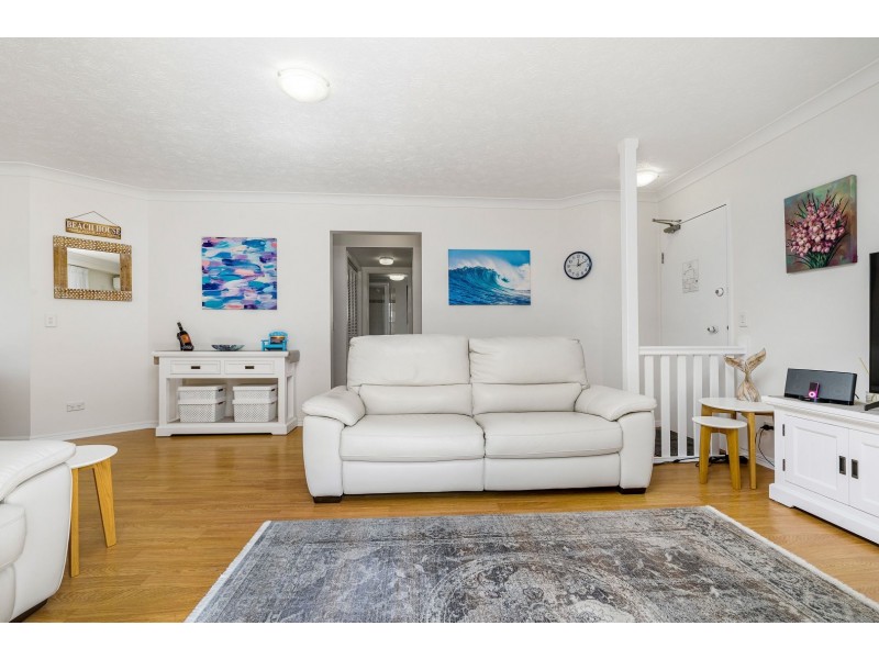 4/40-42 Dutton Street, Coolangatta QLD 4225