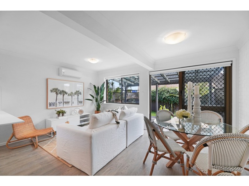 1/1 Havana Key, Broadbeach Waters QLD 4218