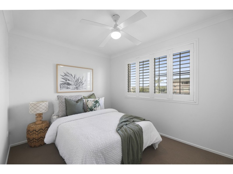 1/1 Havana Key, Broadbeach Waters QLD 4218