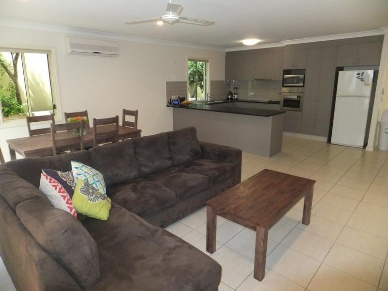 1/2 Orchid Tree Court, Robina QLD 4226