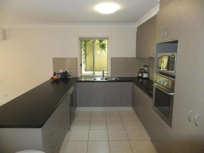1/2 Orchid Tree Court, Robina QLD 4226