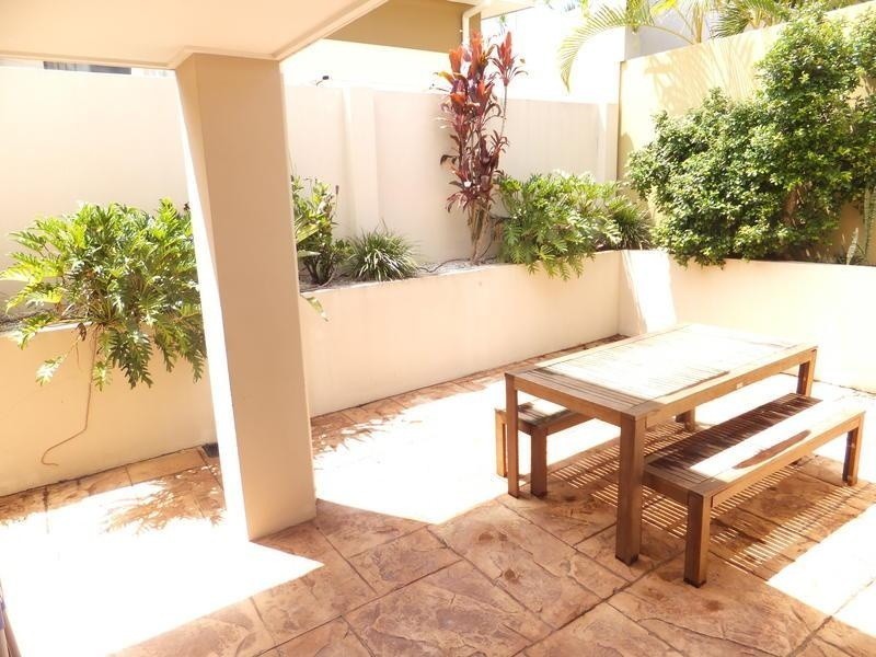 1/2 Orchid Tree Court, Robina QLD 4226