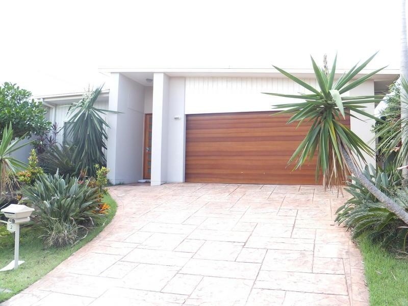 1/2 Orchid Tree Court, Robina QLD 4226