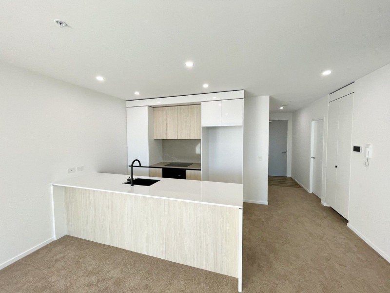 44/14 Elizabeth Avenue, Broadbeach QLD 4218