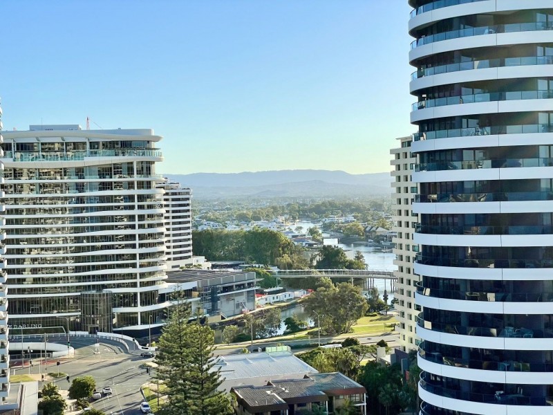 44/14 Elizabeth Avenue, Broadbeach QLD 4218