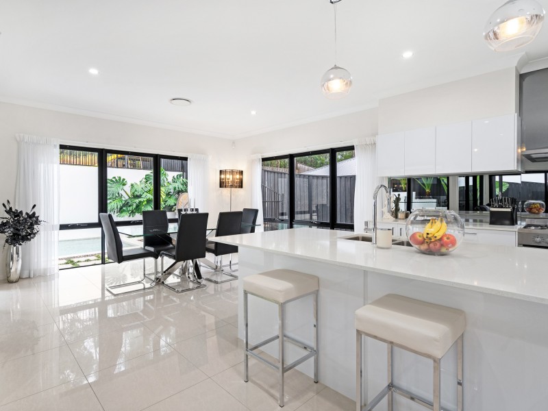 17 Greenview Place, Reedy Creek QLD 4227