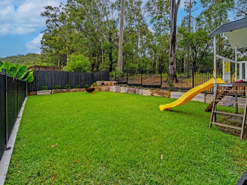 17 Greenview Place, Reedy Creek QLD 4227