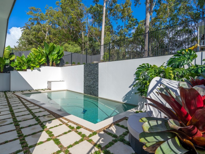 17 Greenview Place, Reedy Creek QLD 4227