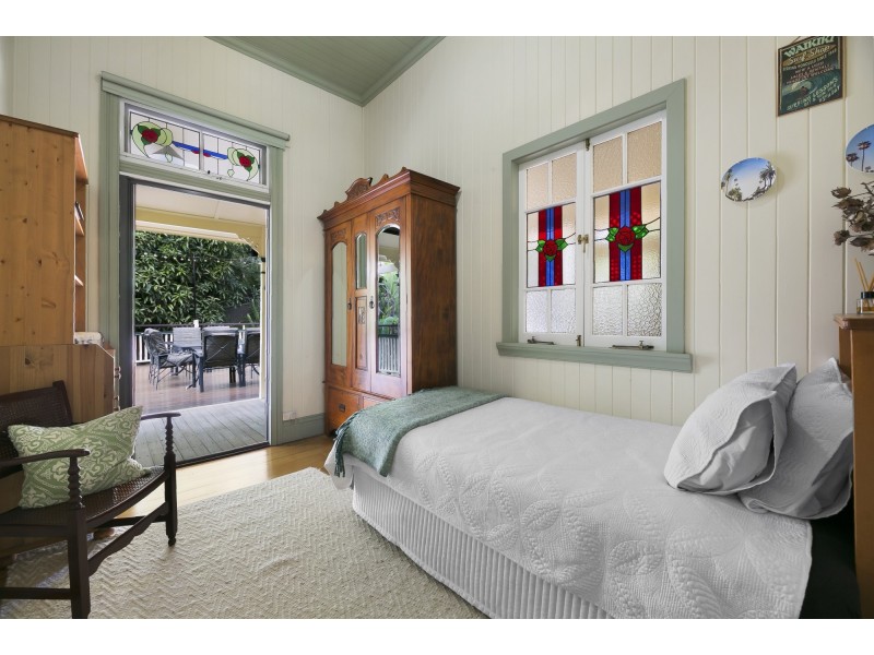 14 Plantation Road, Burleigh Heads QLD 4220