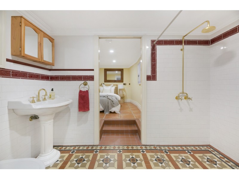 14 Plantation Road, Burleigh Heads QLD 4220