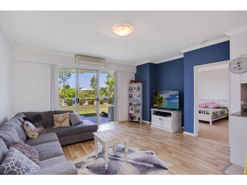 51/98 University Drive, Varsity Lakes QLD 4227