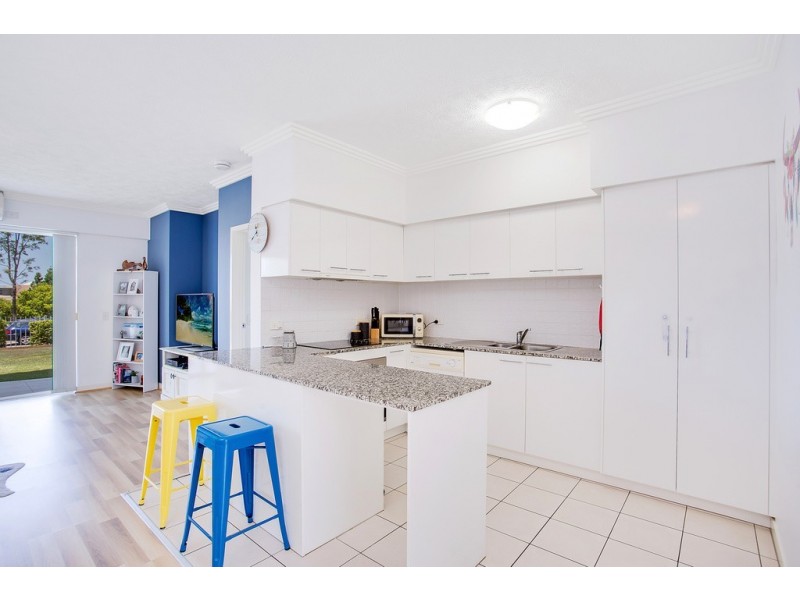 51/98 University Drive, Varsity Lakes QLD 4227