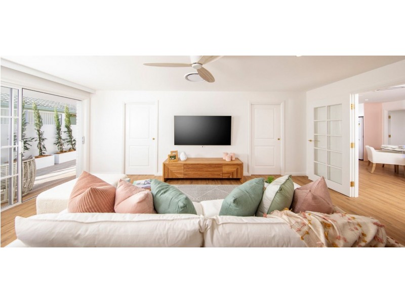 24 Driver Court, Mermaid Waters QLD 4218