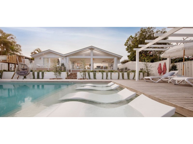 24 Driver Court, Mermaid Waters QLD 4218