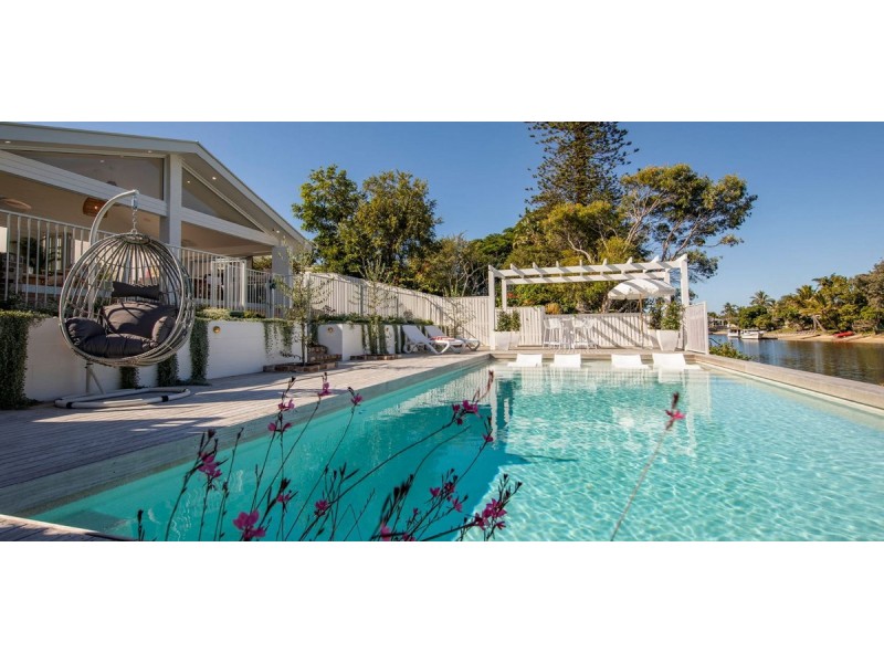 24 Driver Court, Mermaid Waters QLD 4218