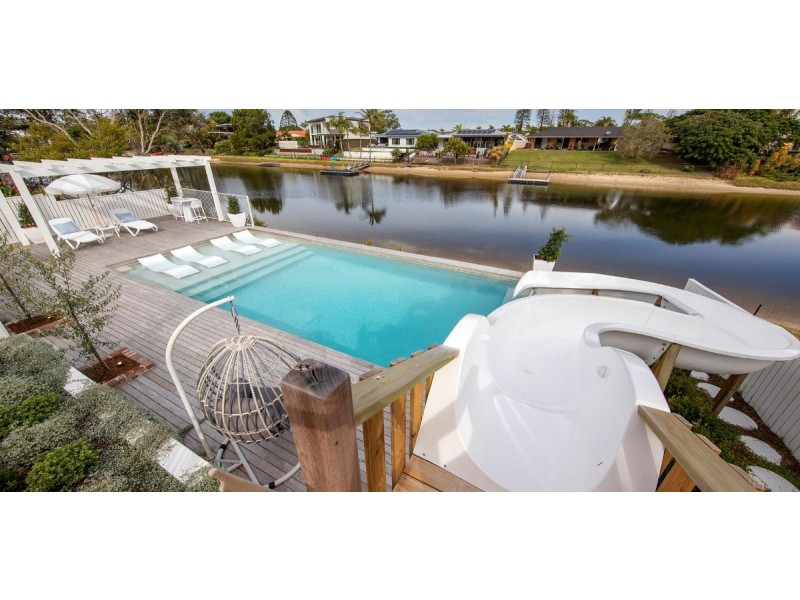 24 Driver Court, Mermaid Waters QLD 4218