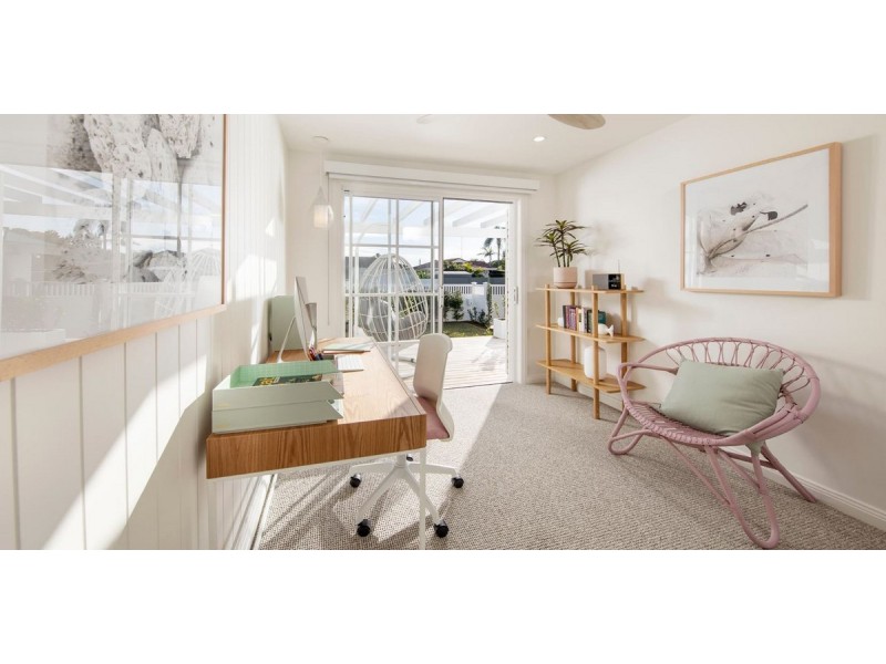 24 Driver Court, Mermaid Waters QLD 4218