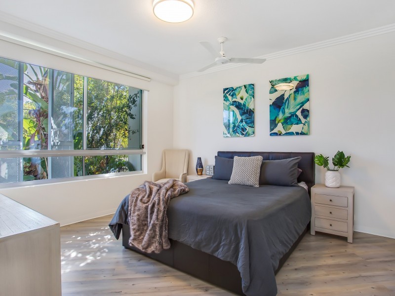 10/1 Lakefront Crescent, Varsity Lakes QLD 4227