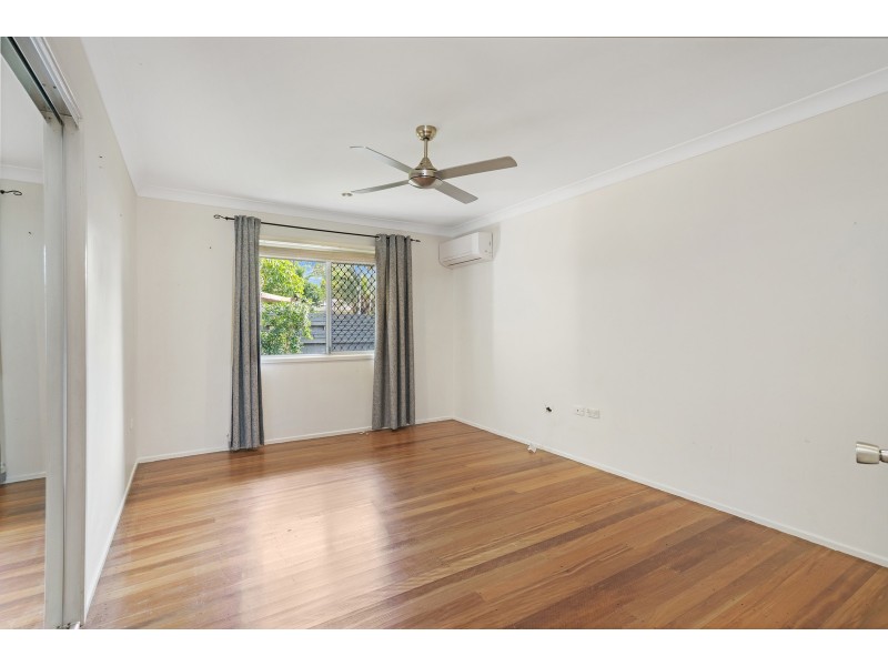 6 Tangerine Row, Ashmore QLD 4214