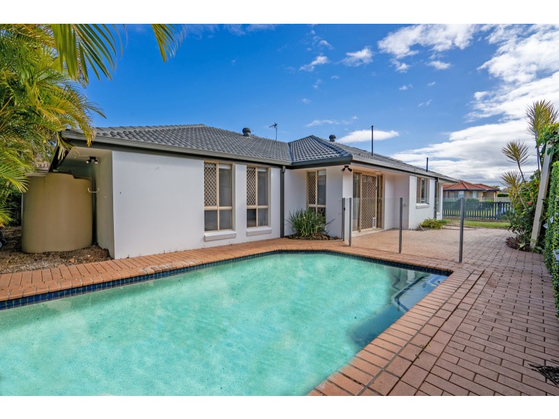 34 Massachusetts Court, Varsity Lakes QLD 4227