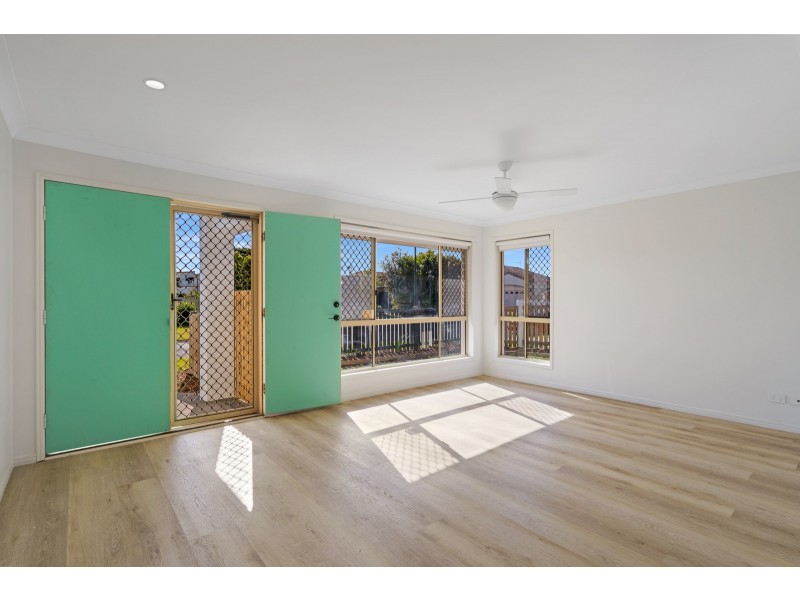 34 Massachusetts Court, Varsity Lakes QLD 4227