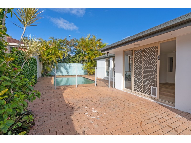 34 Massachusetts Court, Varsity Lakes QLD 4227