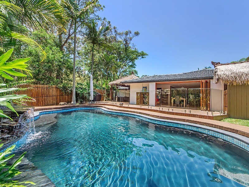 16 Springvale Street, Robina QLD 4226