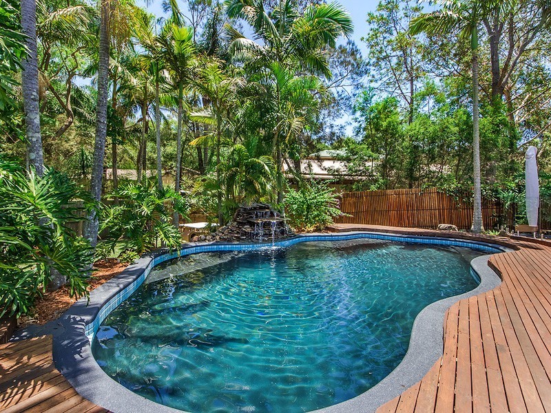 16 Springvale Street, Robina QLD 4226