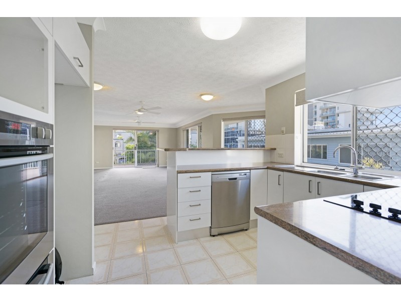 3/24-26 Peerless Avenue, Mermaid Beach QLD 4218