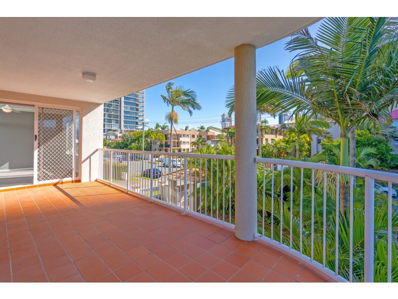 3/24-26 Peerless Avenue, Mermaid Beach QLD 4218