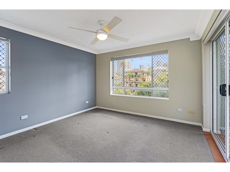 3/24-26 Peerless Avenue, Mermaid Beach QLD 4218