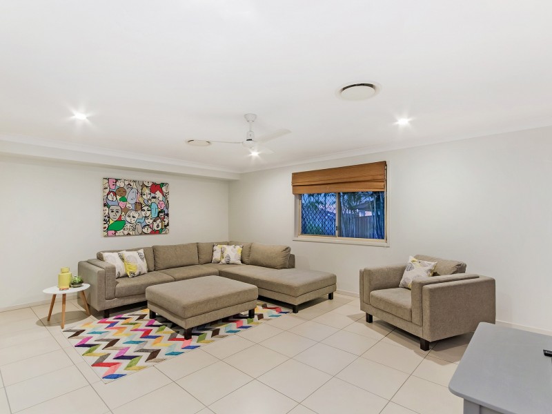 16 Hewson Court, Mudgeeraba QLD 4213