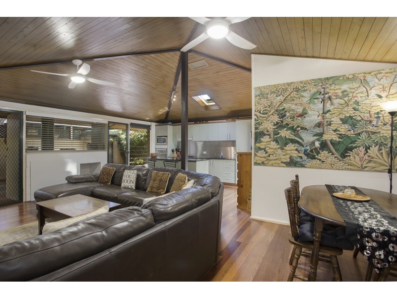 11 Sonia Street, Miami QLD 4220