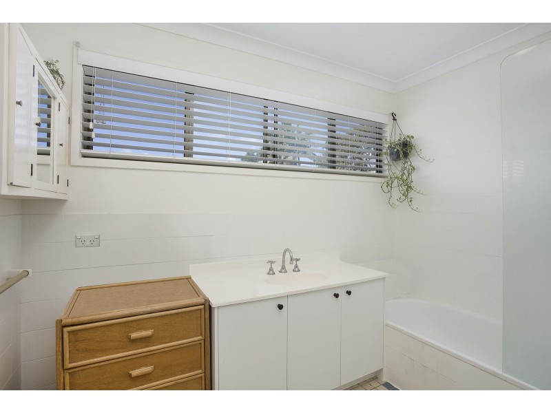 11 Sonia Street, Miami QLD 4220