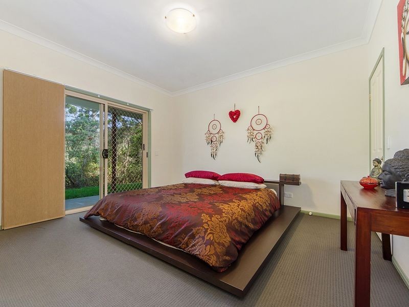 92 Waters Road, Bonogin QLD 4213