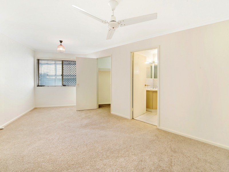 48 Trinity Place, Robina QLD 4226
