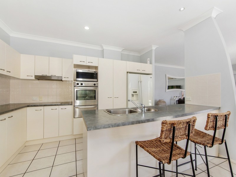 25 Cordata Court, Robina QLD 4226