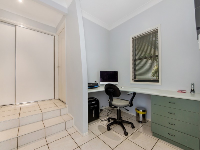 25 Cordata Court, Robina QLD 4226