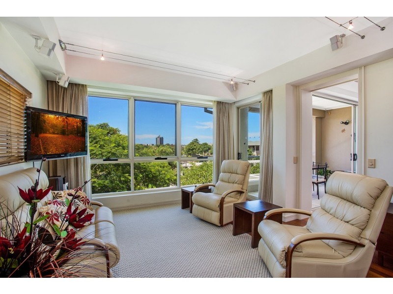 14/600 Glades Drive, Robina QLD 4226