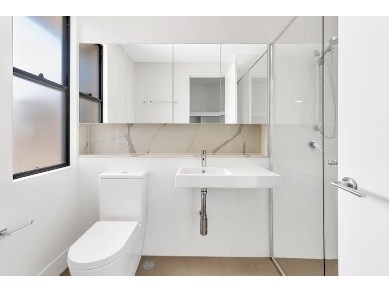 10/37 Sickle Avenue, Hope Island QLD 4212